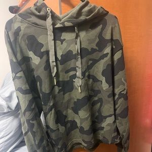 Old Navy size small camouflage hoodie